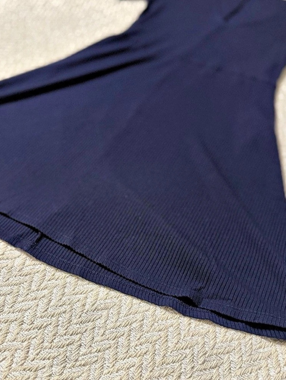 Reformation Navy Sara V-Neck Knit Mini Dress Tencel Stretch L Large EUC - Picture 6 of 10